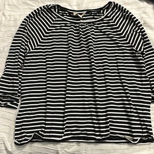 Michael Kors black/white striped oversized 3/4 length sleeves shirt size large!